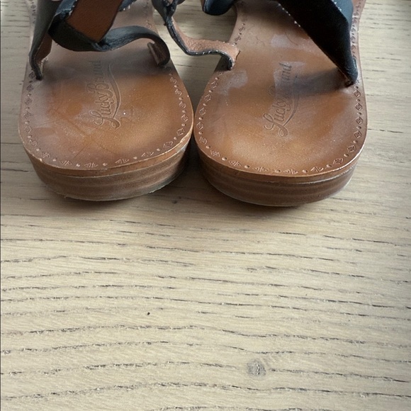 LUCKY BRAND Alexcia Leather Sandal - Picture 13 of 13